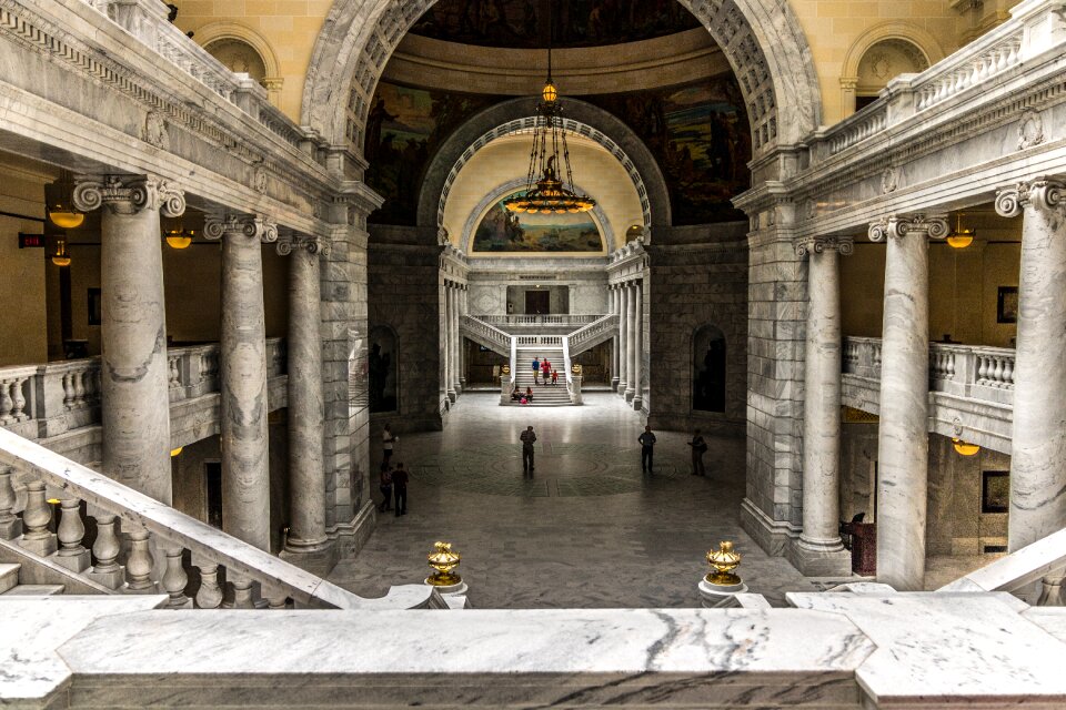 Utah stairs floor visitors