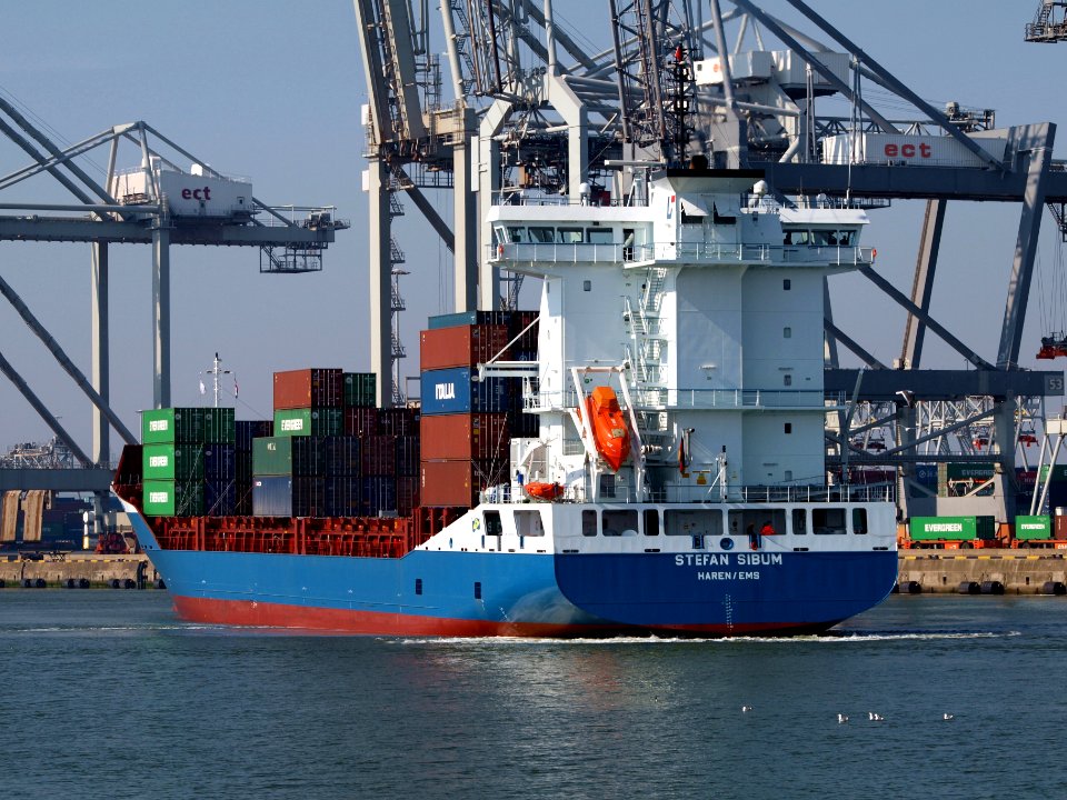 Stefan Sibum p3 Port of Rotterdam 21March2009