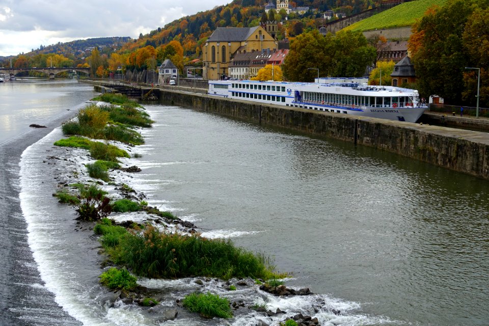 Staustufe Würzburg with Regina Rheni - Würzburg, Germany - DSC05211