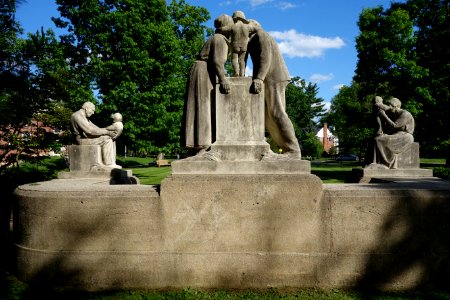 Statuary Group by Lucien Charles Edouard Alliot - Mariemont, Ohio - DSC03876