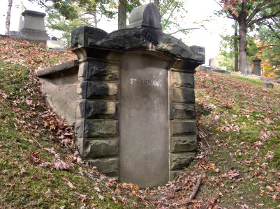 Steadman Mausoleum, Highwood Cemetery, 2015-10-18, 01