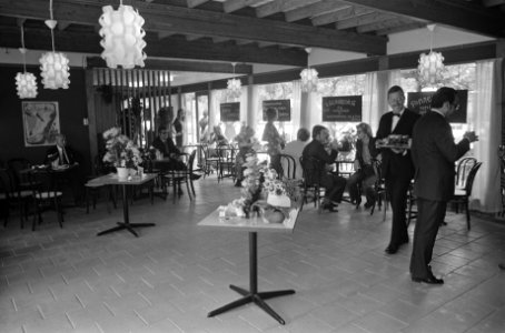 Steakhouse Restaurant Rosarium geopend op Floradam, Bestanddeelnr 926-5935