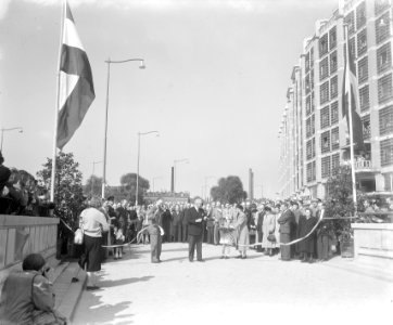 Steenlegging Sint Laurens Rotterdam door koningin Juliana, Bestanddeelnr 905-1200