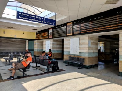 Stazione catanzaro lido sala attesa