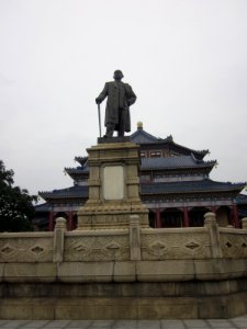 Statue of Sun Yat-sen stands in front of the Sun Yat-sen Memorial Hall (Guangzhou), May 2, 2013 Picture2