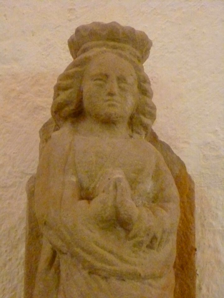 Statue Ste Vierge (Champ-le-Duc) 03