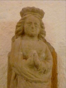 Statue Ste Vierge (Champ-le-Duc) 03