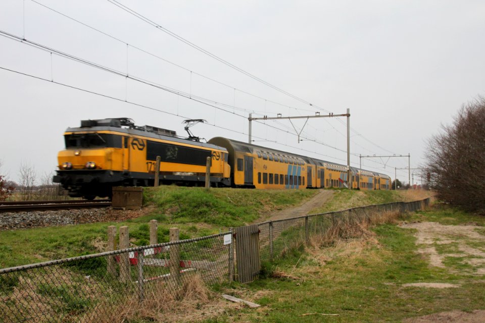 Station Onze Lieve Vrouwe ter Nood 1