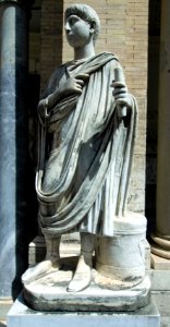 Statue in the museum pic2
