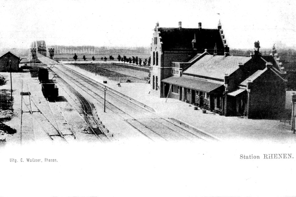 Station Rhenen met brug; circa 1900