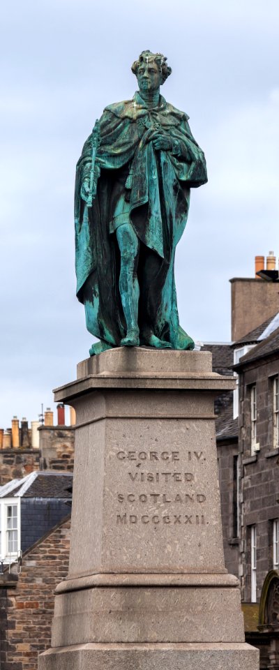 Statue of George IV, Edinburgh, Scotland, GB, IMG 3727 edit