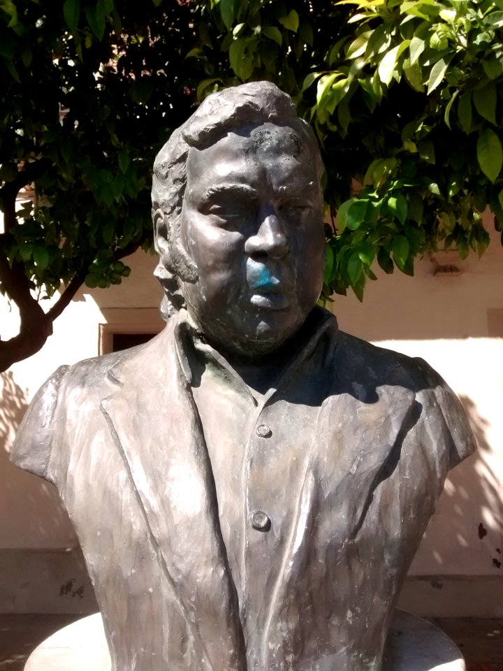 Statue of Fernando Terremoto in Jerez de la Frontera