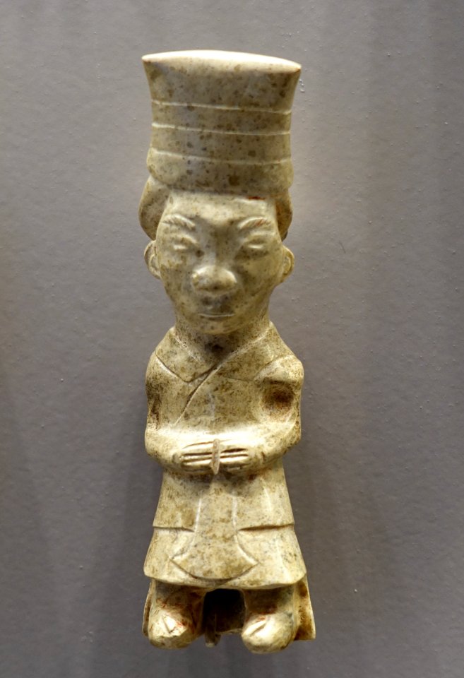 Statuette of a Standing Dignitary, China, Shang dynasty, 12th-11th century BC, nephrite - Arthur M. Sackler Museum, Harvard University - DSC00742