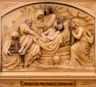 Station 14- Le corps de Jésus est mis au tombeau, Église Saint-Charles-Borromée de Québec, Quebec, Canada 02