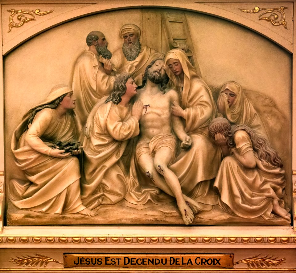 Station 13- Jésus est descendu de la croix et son corps est rendu à sa mère, Église Saint-Charles-Borromée de Québec, Quebec, Canada 03