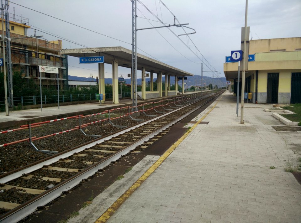 Stazione catona binari