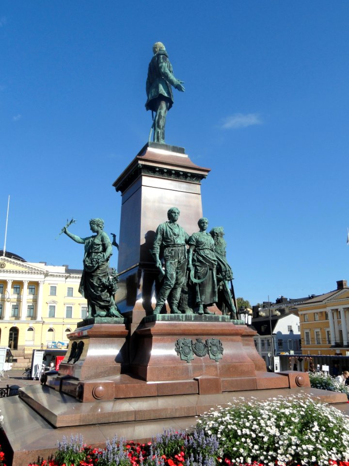 Statue of Alexander II in Helsinki - DSC05246