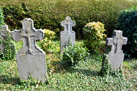 Steinefrenz, Friedhof, Historische Grabsteine (3)