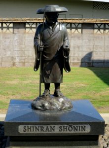 Statue of Shinran, Kahului Hongwanji Mission