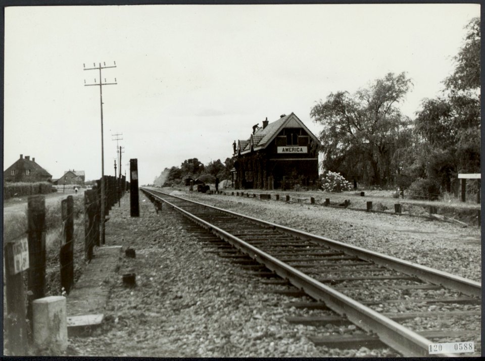 Station van het dorpje America (Limburg), Bestanddeelnr 120-0588