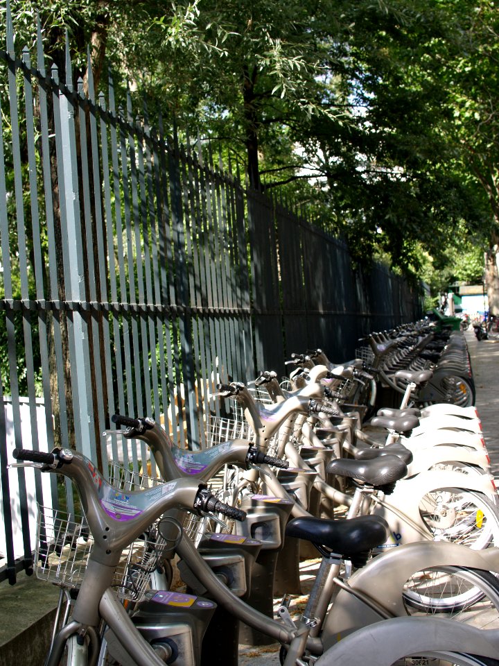 Station Vélib Bercy 2