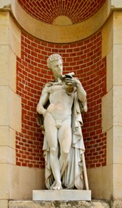 Statue Fontainebleau Charles Le Bourg