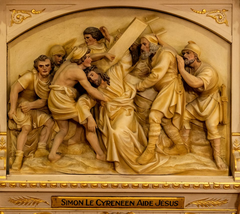 Station 5- Simon Le Cyreneen aide Jesus, Église Saint-Charles-Borromée de Québec, Quebec, Canada 11