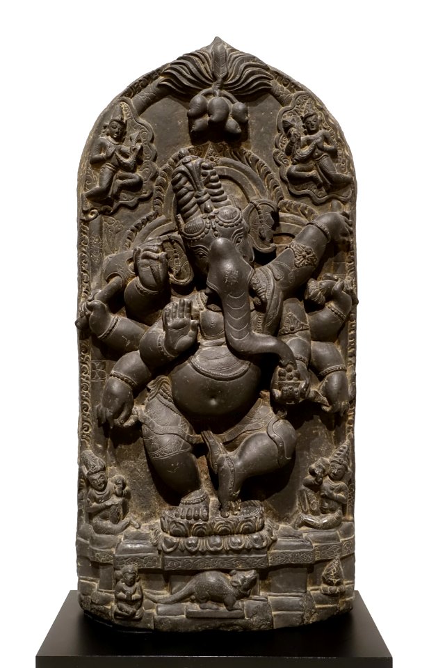 Stele of Ganesha, India, 700s-1200s AD, stone - Dallas Museum of Art - DSC05018