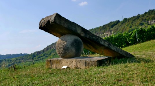 SteineAmFluss KneiMitGelentH2b