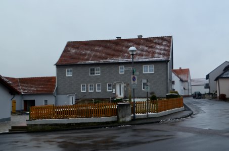 Steinbach (Burghaun), Kreuzgasse 8