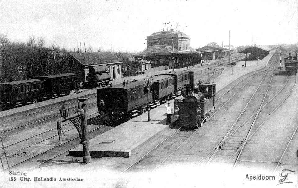 Station Apeldoorn; circa 1900