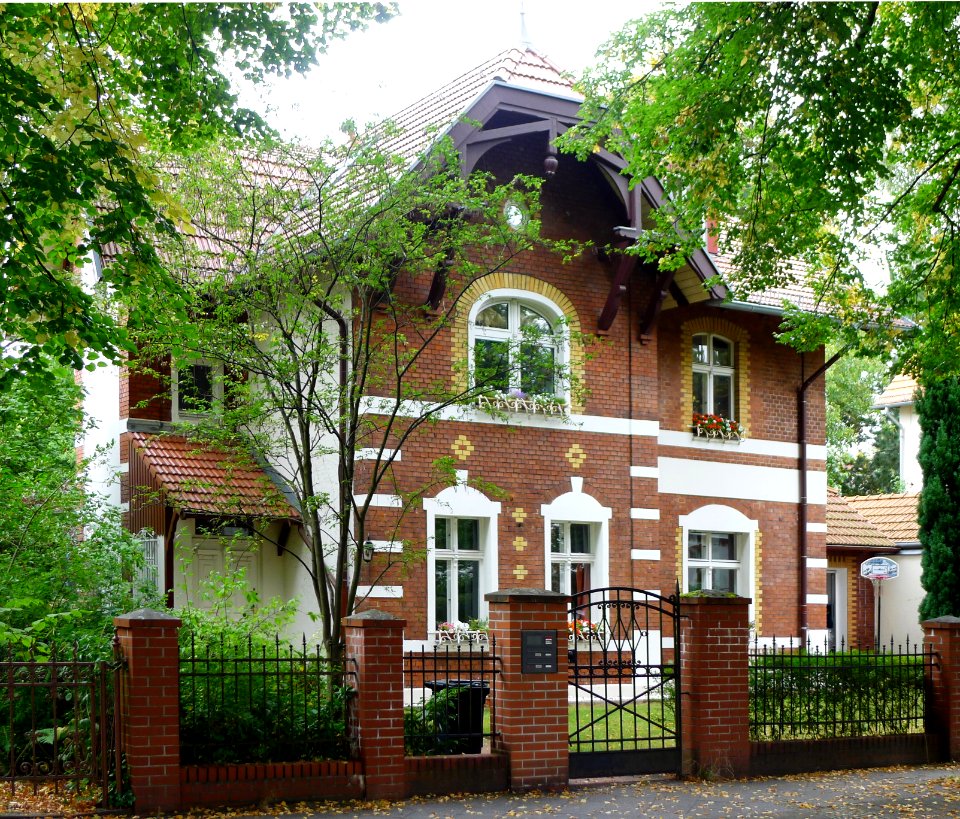 Steinäckerstraße 4 (Berlin-Lichterfelde)