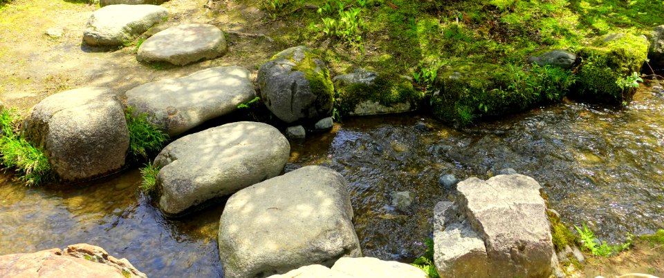 Stepping stones - Kenroku-en - Kanazawa, Japan - DSC09722