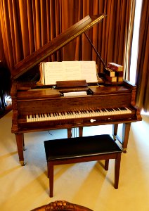 Steinway player piano - Bayernhof Museum - DSC06126 photo