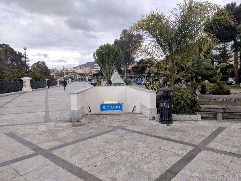 Stazione lido entrata lungomare