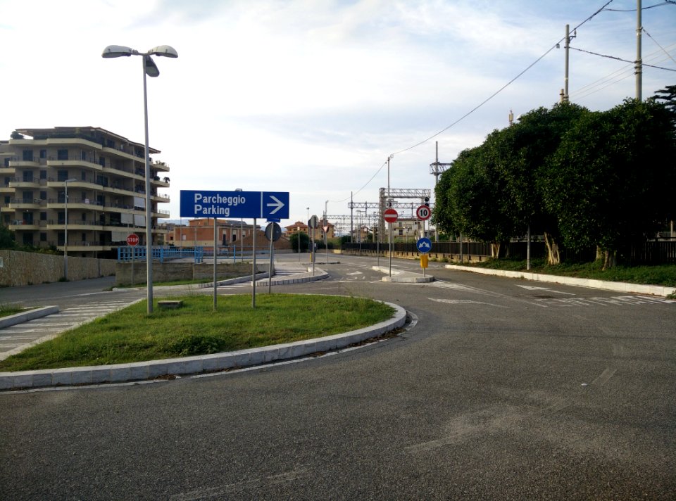 Stazione gallico parcheggio