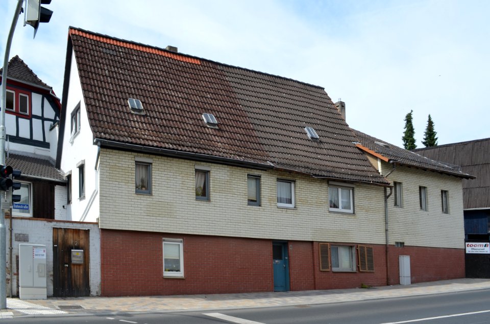 Steinbach, Bahnstraße 4