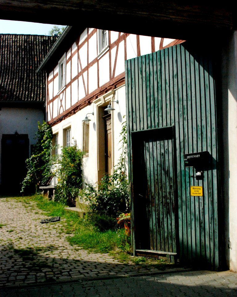Stein-Bockenheim 46
