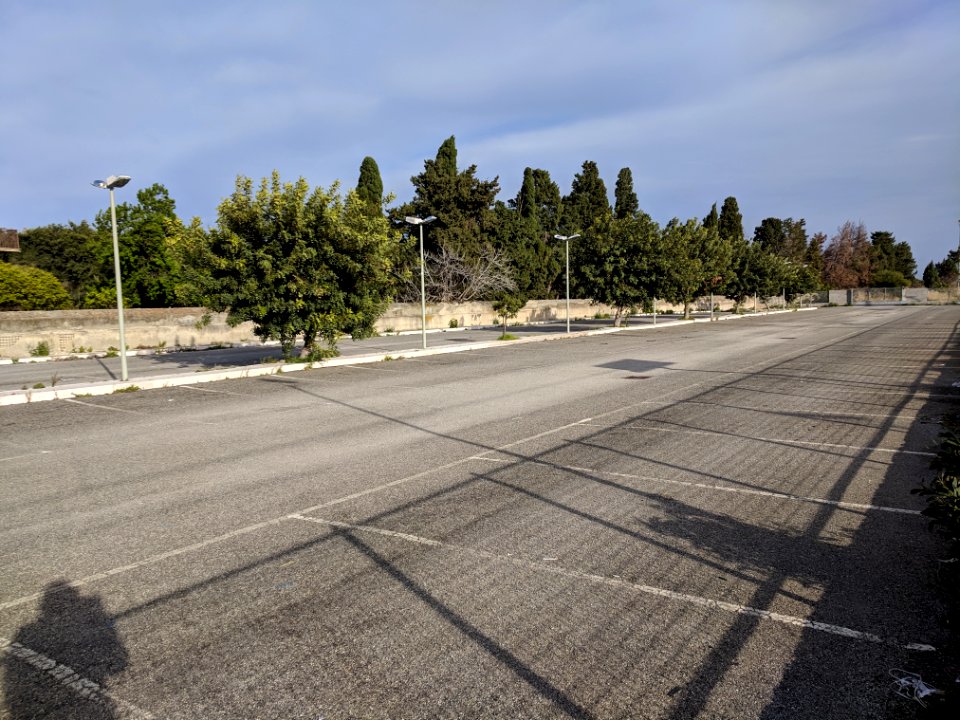 Stazione saline parcheggio