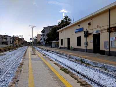 Stazione bianco binari