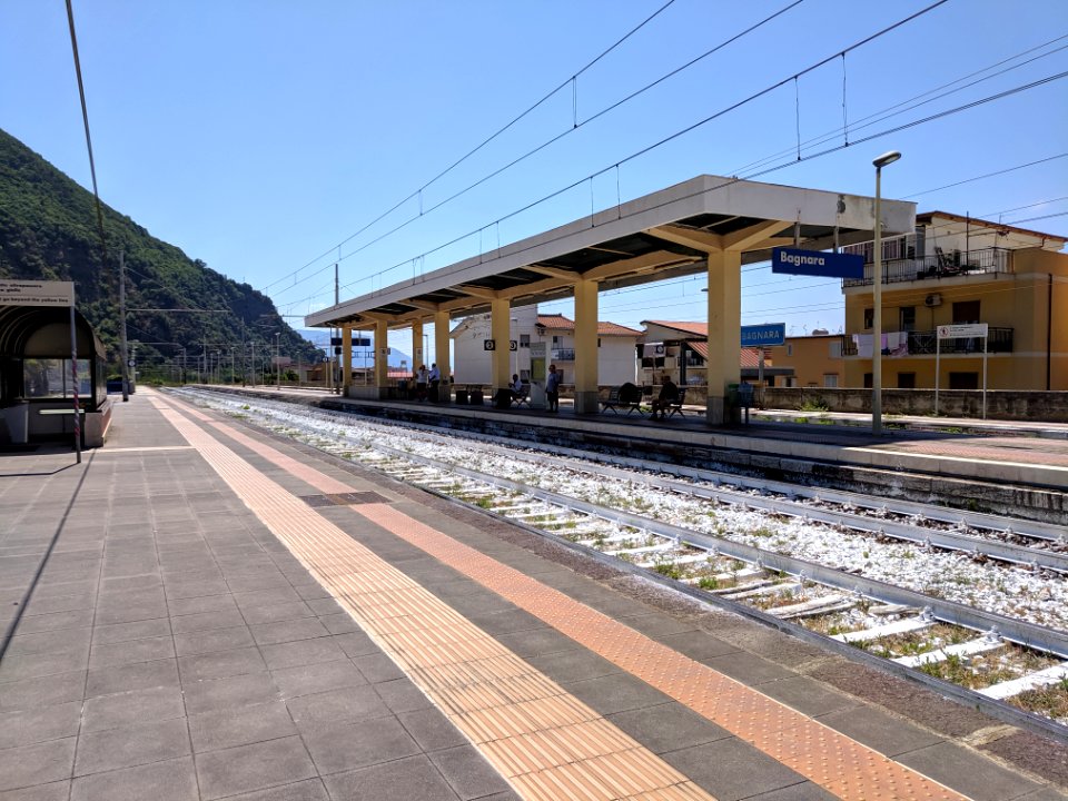 Stazione Bagnara binari 2