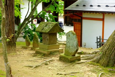 Steles - Motsuji, Hiraizumi, Iwate - DSC04613