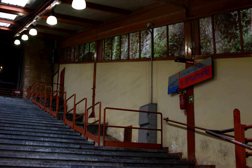 Stazione Corso Vittorio Emanuele - Funicolare di Chiaia