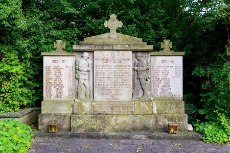 Steinheim-Ottenhausen - 2014-08-06 - Kriegerehrenmal (01)