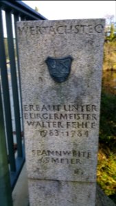 Stele am Wertachsteg in Ettringen