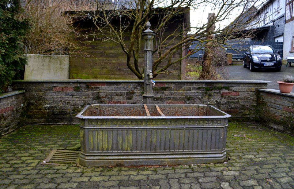 Stein-Neukirch, Stein, Brunnenstraße, Brunnen