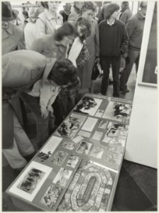 Tentoonstelling in de vleeshal 194445. Hier is het gebeurd, Bezetting, Bevrijding. NL-HlmNHA 54012603