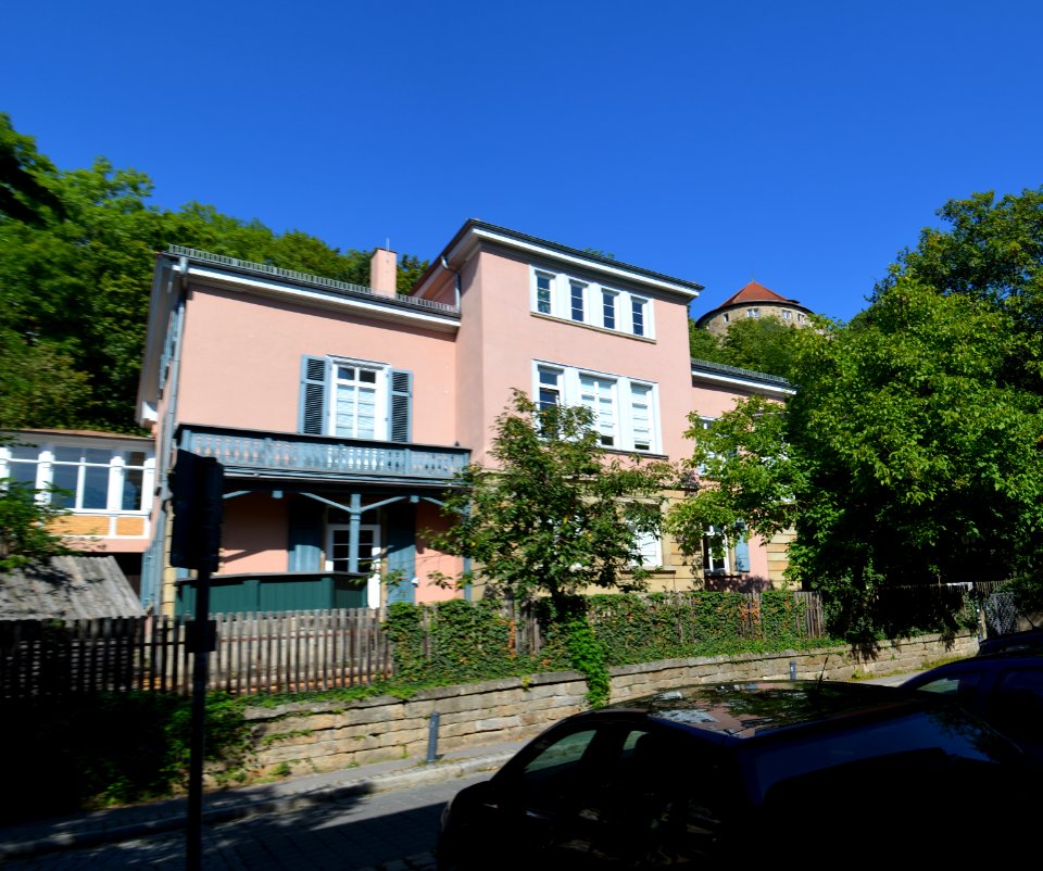 Tübingen, Neckarhalde 36
