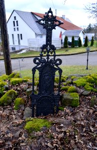Stein-Neukirch, Neukirch, Kirche, Kirchhof, Grab (4)