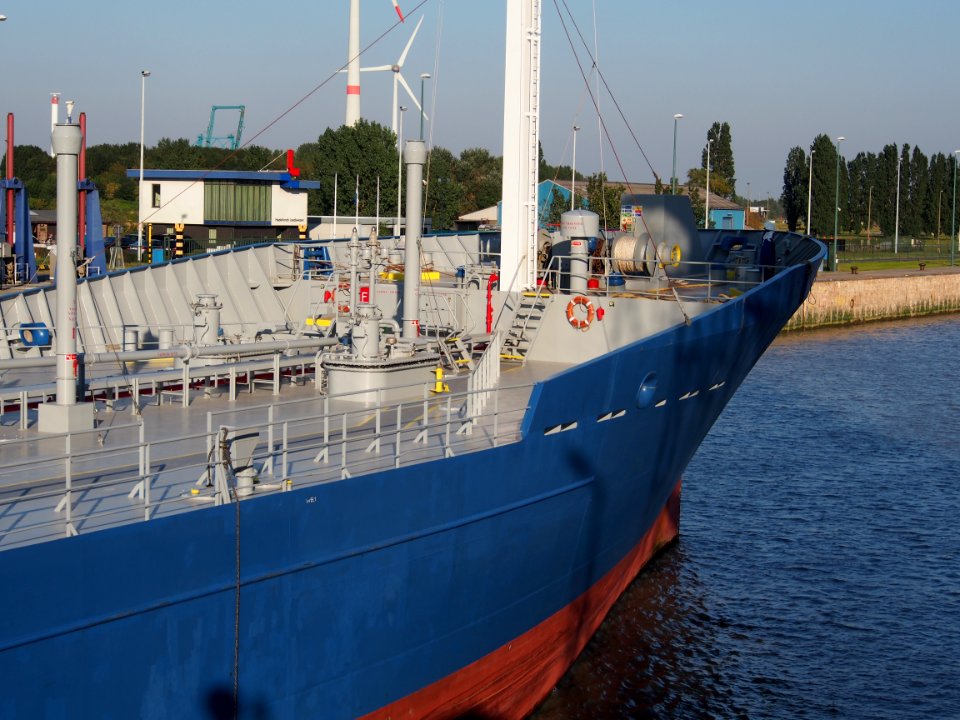 Stella Wega (ship, 1996), Port of Antwerp, Belgium, pic3